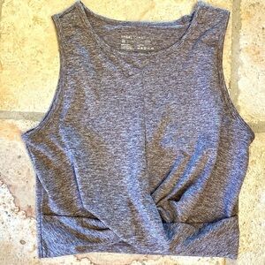 Yogalicious Twist Front YogaTop Womens M cropped sleeveless workout activewear